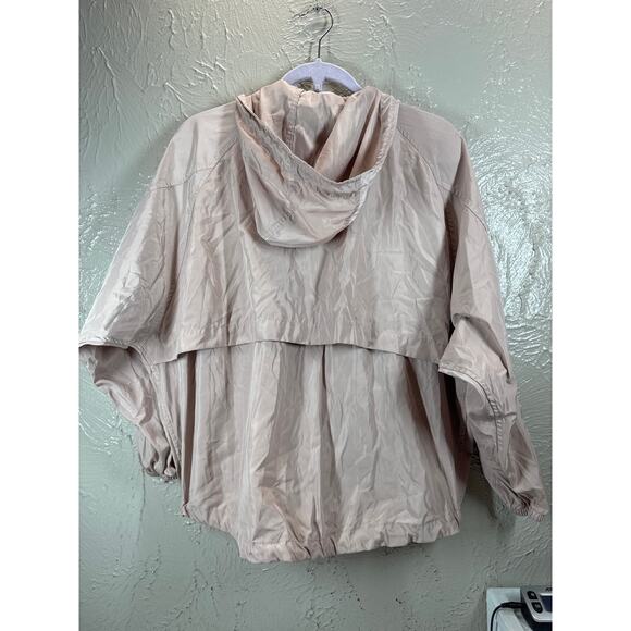 SOIA & KYO Light Tea Rose Hooded Zip Windbreaker jacket Womens Size Small/Medium - Picture 2 of 5